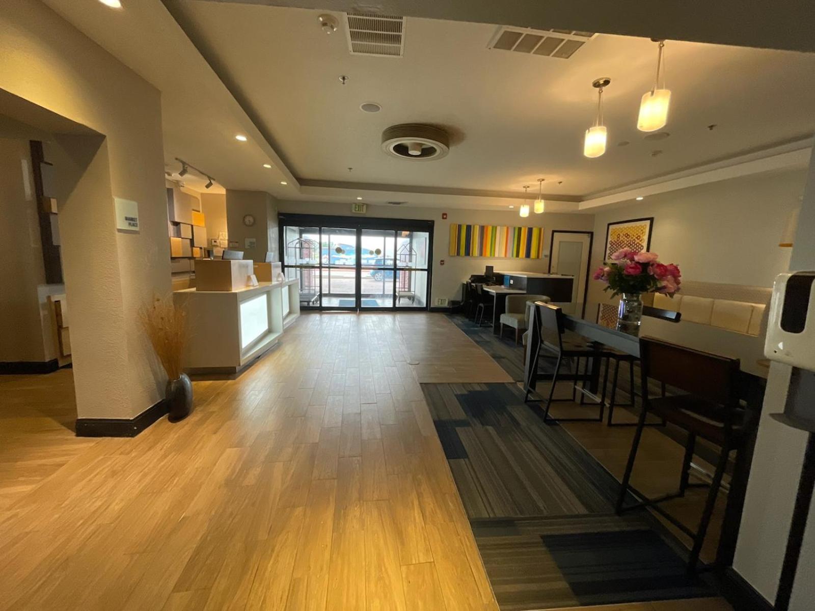 Route 66 Inn & Suites Miami Luaran gambar